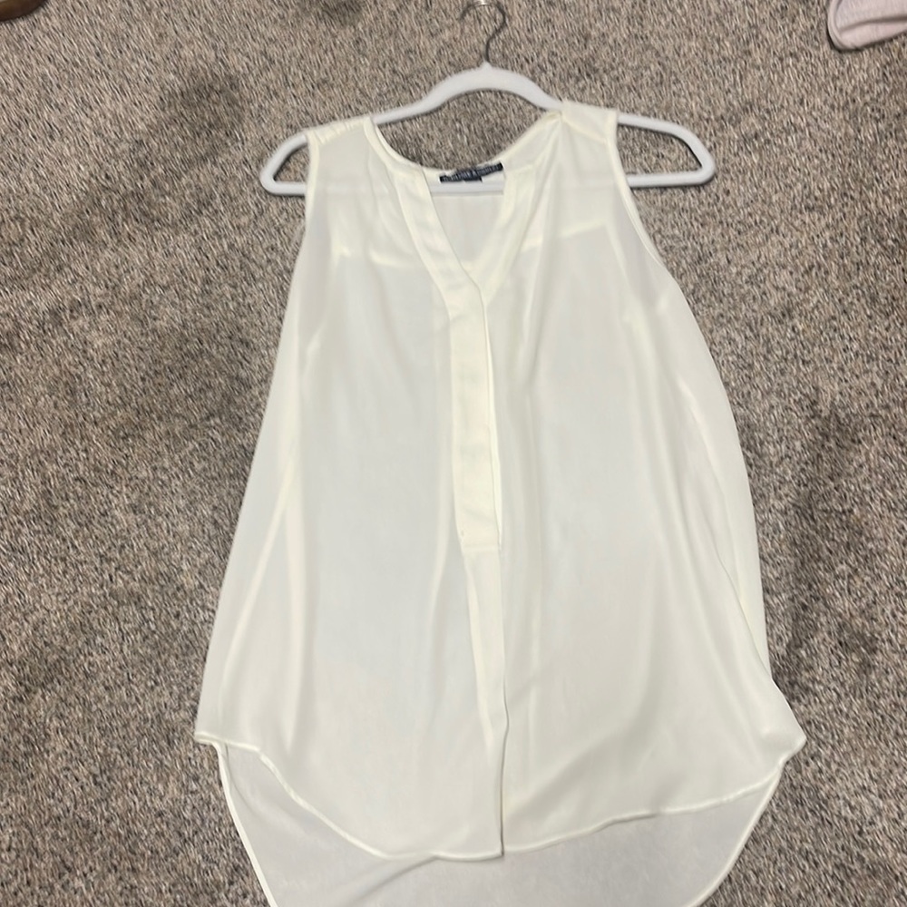 Harlow & Graham cream sleeveless tunic